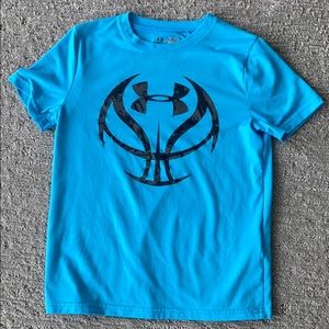 Boys’ UA shirt